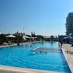Sea View Apartman *